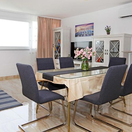 Modern 2-Bed Apt, Late Check In Available スプリト エクステリア 写真