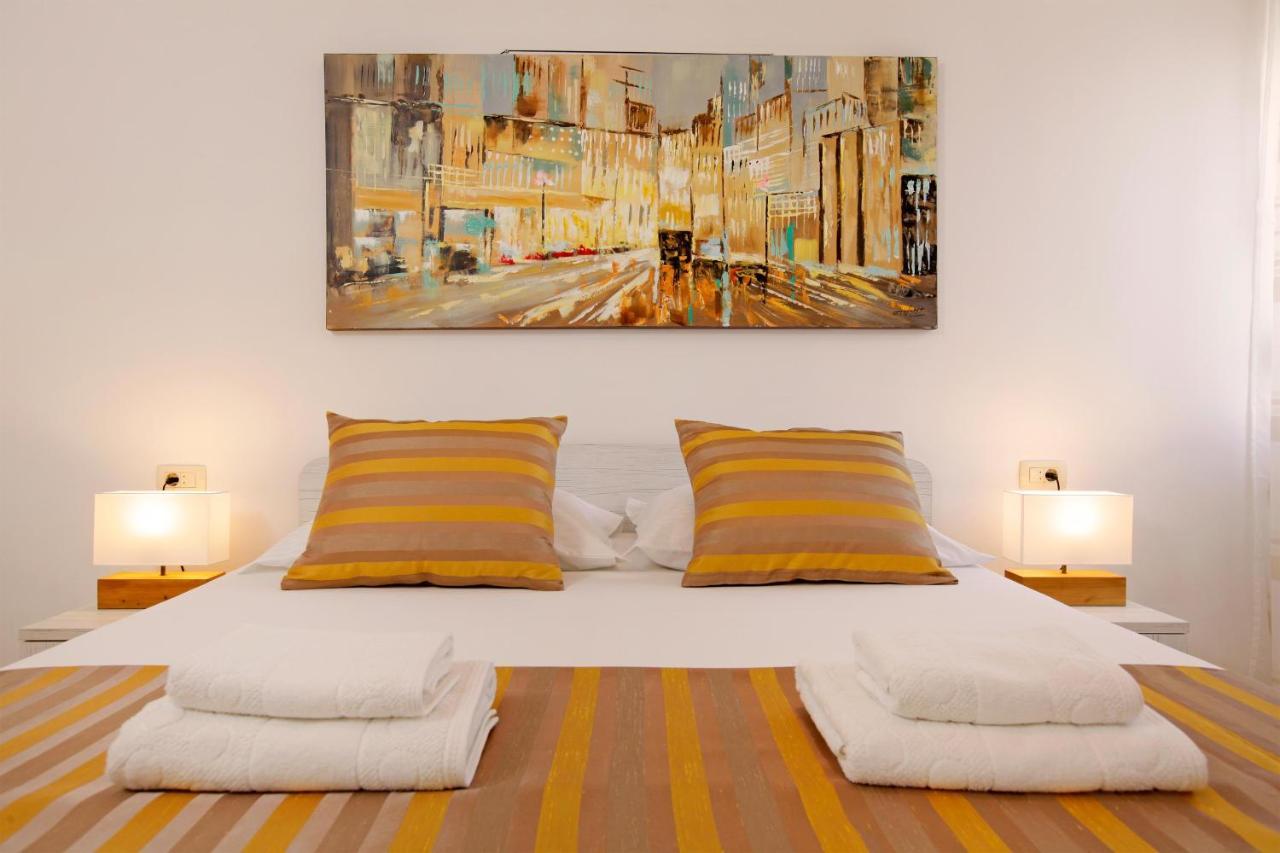 Modern 2-Bed Apt, Late Check In Available スプリト エクステリア 写真