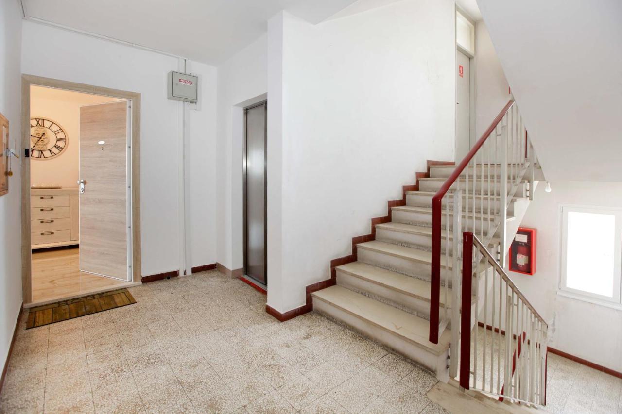 Modern 2-Bed Apt, Late Check In Available スプリト エクステリア 写真