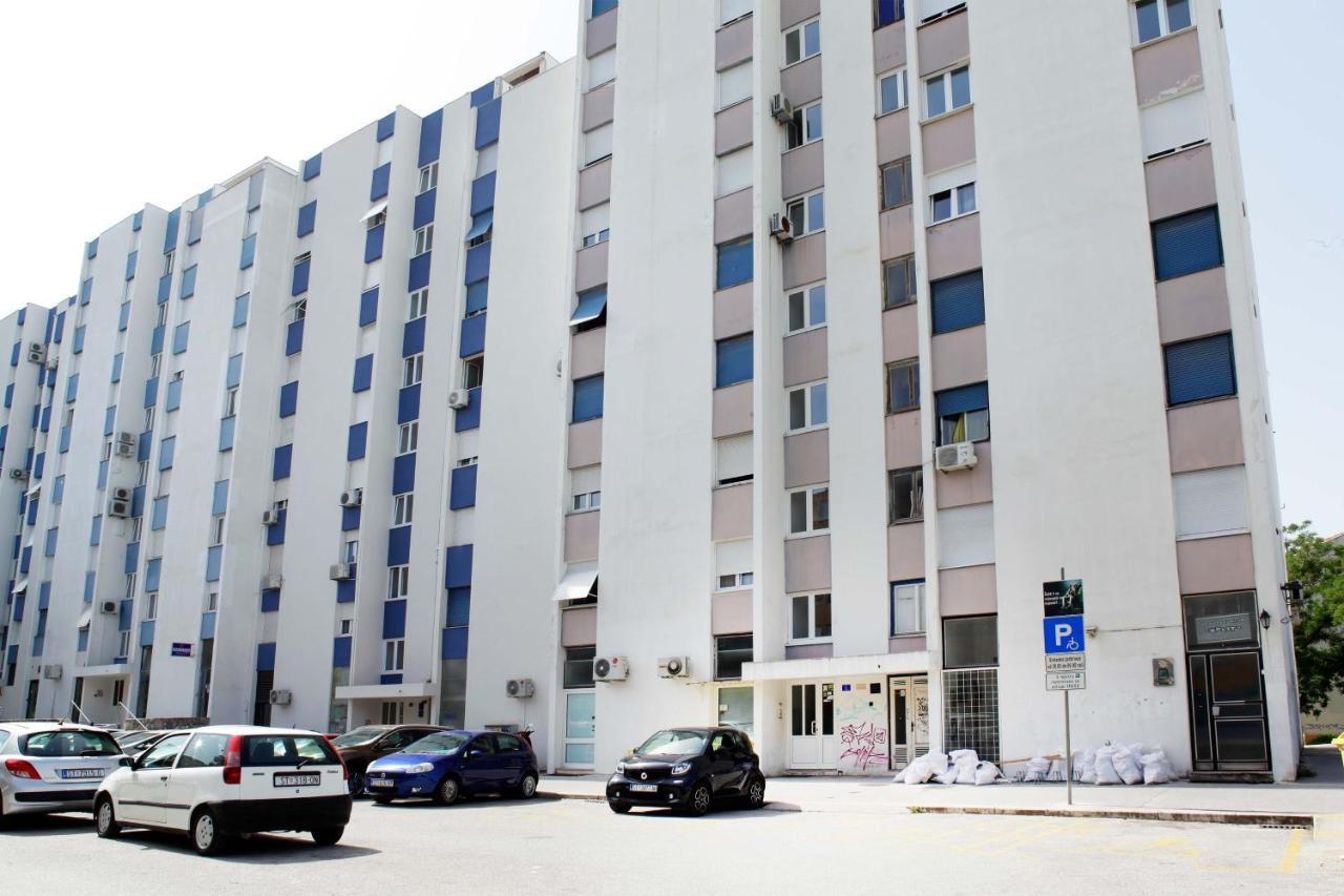 Modern 2-Bed Apt, Late Check In Available スプリト エクステリア 写真
